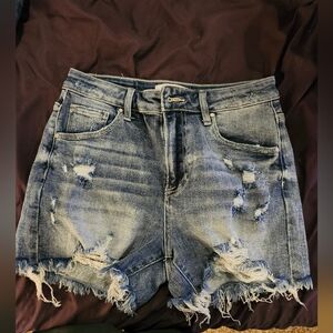 Risen Jeans Cutoff Shorts Light/Medium Wash